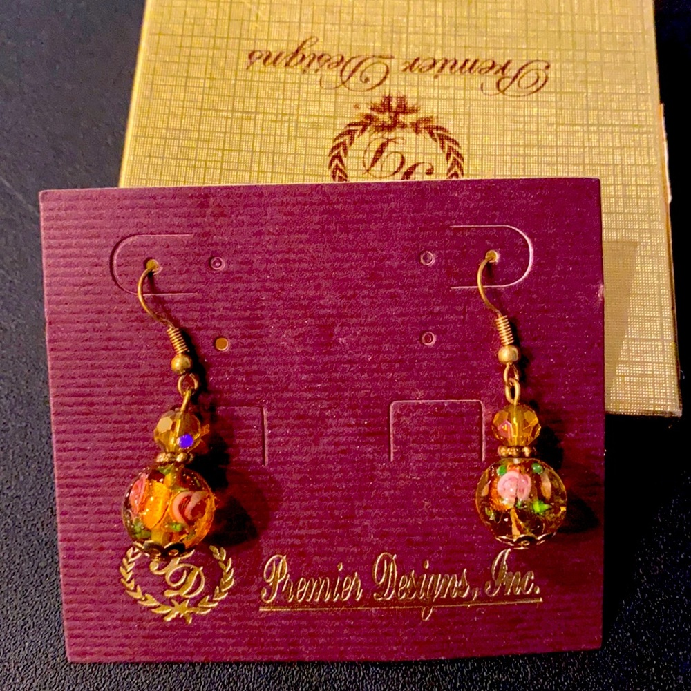 Premier designs dangle earrings
